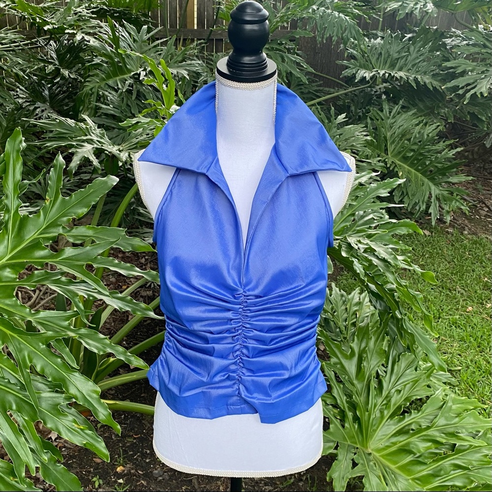 TADASHI shimmering blue plunging neck line roughed front collared cropped top